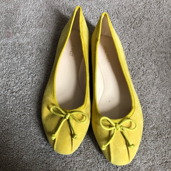 nine west yellow flats